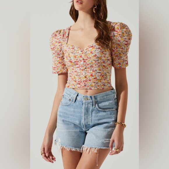 NWT Women's ASTR THE LABEL Floral Smocked Sweetheart Neckline Top | Size XL - Picture 3 of 14